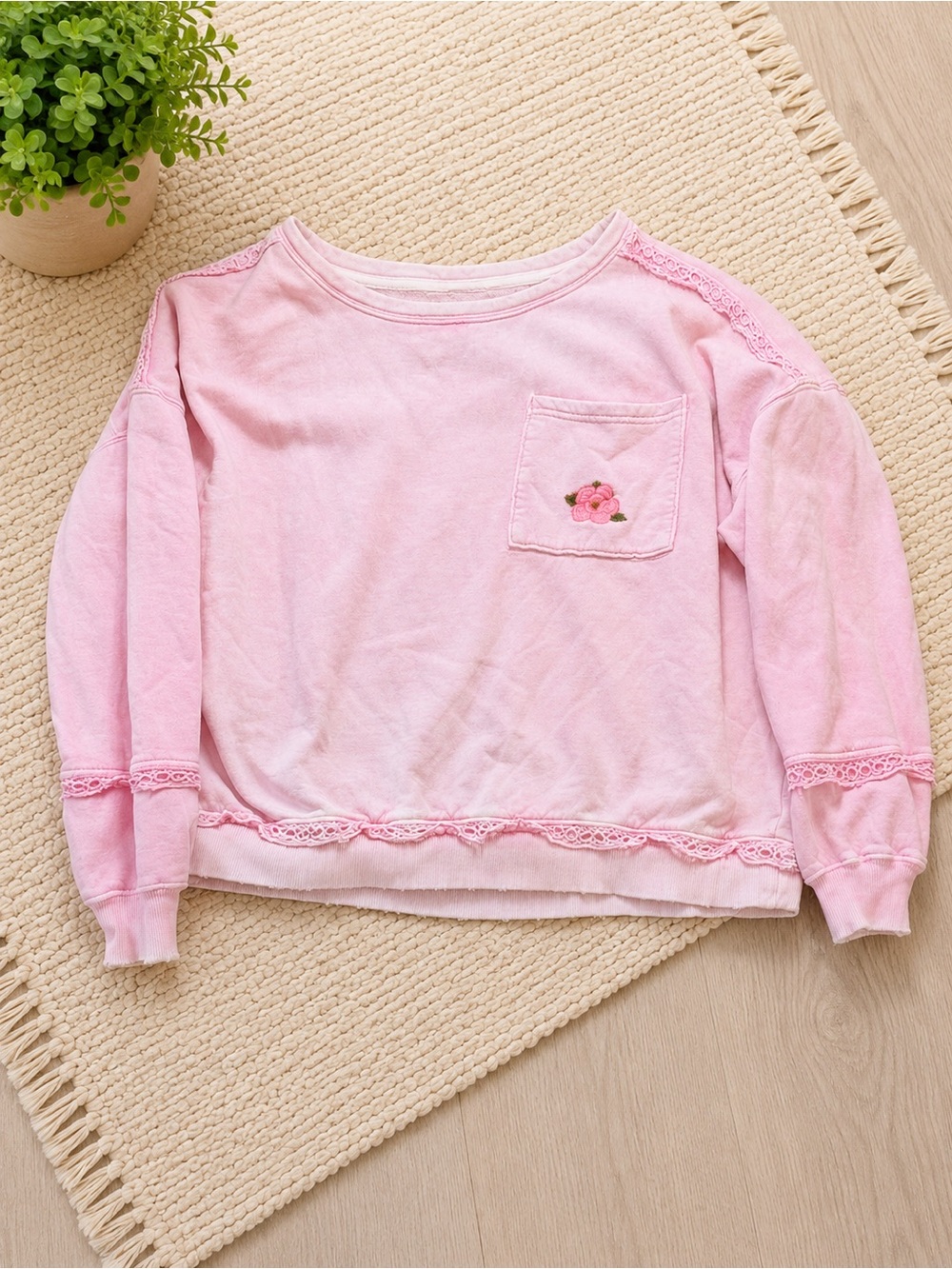 Free People Pink Pocket Sweatshirt with Floral Embroidery, super cute and comfy!